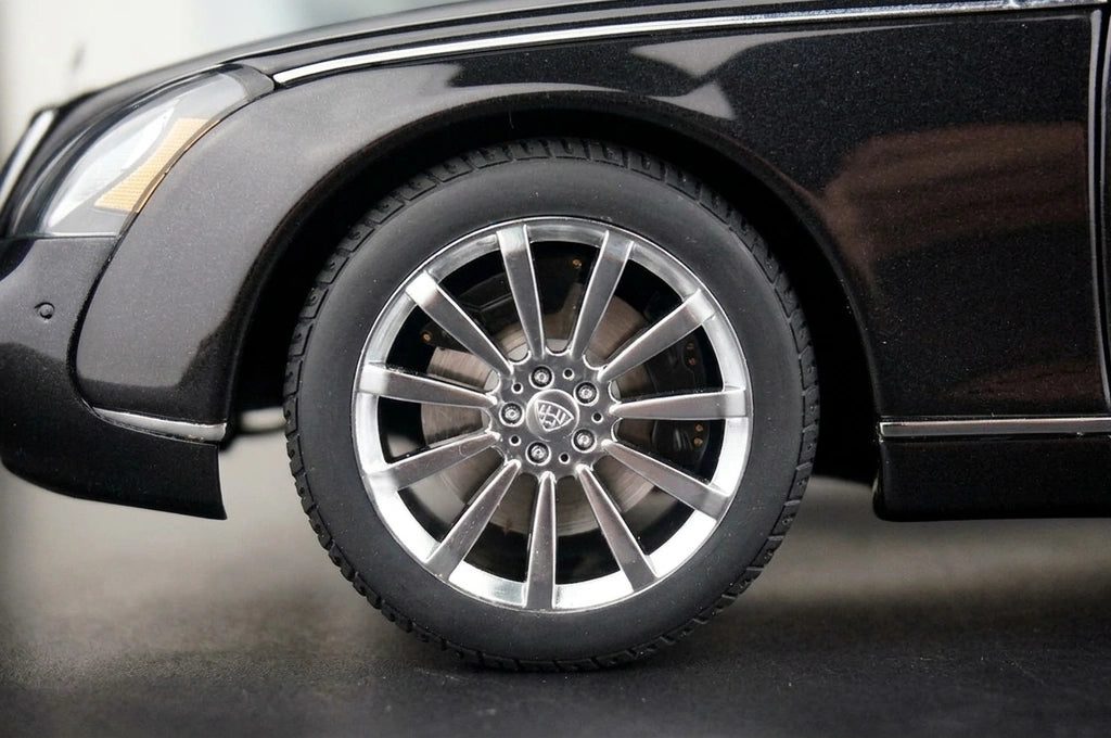[AutoArt] 1:18 Mercedes-Maybach 2005 57S Auto Modello Nero in Pressofuso