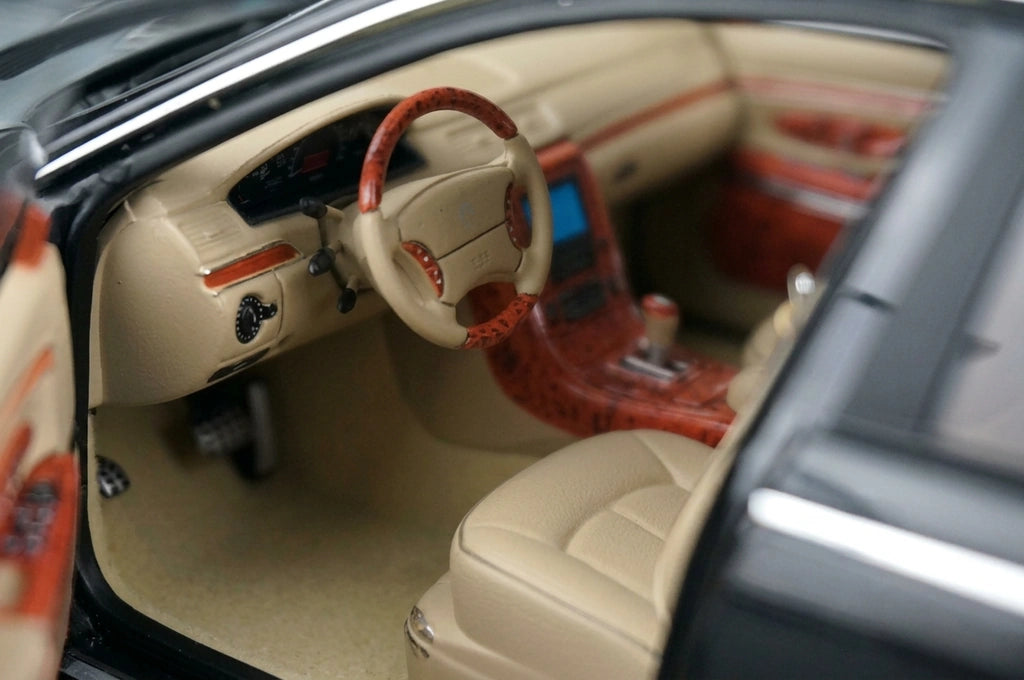 [AutoArt] 1:18 Mercedes-Maybach 2005 57S Auto Modello Nero in Pressofuso