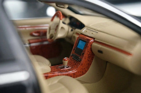 [AutoArt] 1:18 Mercedes-Maybach 2005 57S Auto Modello Nero in Pressofuso