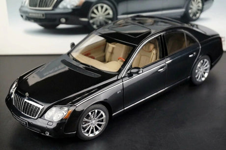 [AutoArt] 1:18 Mercedes-Maybach 2005 57S Auto Modello Nero in Pressofuso
