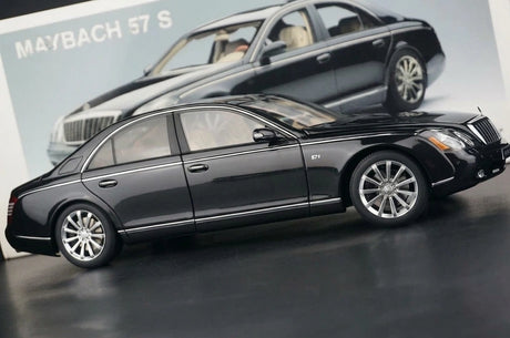 [AutoArt] 1:18 Mercedes-Maybach 2005 57S Auto Modello Nero in Pressofuso