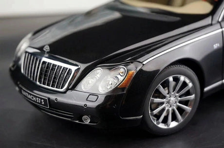 [AutoArt] 1:18 Mercedes-Maybach 2005 57S Auto Modello Nero in Pressofuso
