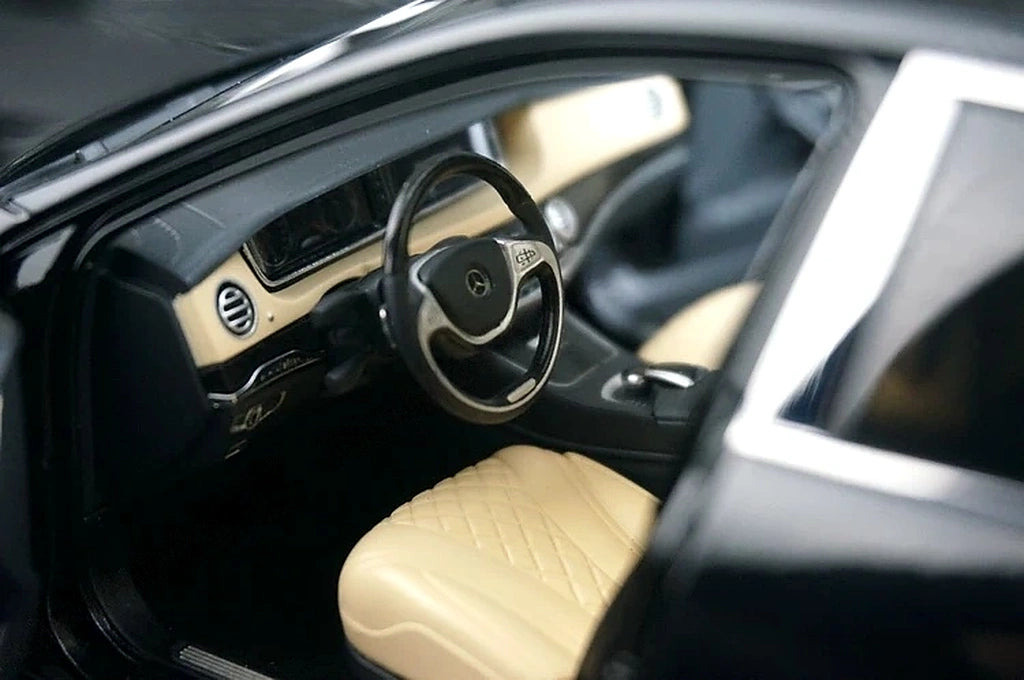 [AutoArt] 1:18 Mercedes-Maybach 2016 S600 SWB Modello nero di auto in metallo pressofuso
