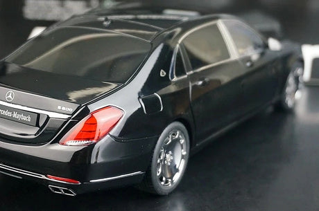 [AutoArt] 1:18 Mercedes-Maybach 2016 S600 SWB Modello nero di auto in metallo pressofuso