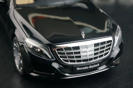 [AutoArt] 1:18 Mercedes-Maybach 2016 S600 SWB Modello nero di auto in metallo pressofuso