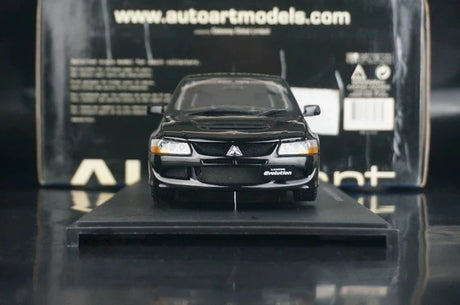 [AutoArt] 1:18 Mitsubishi 2003 Lancer Evolution VIII Black Model Car Die-Cast
