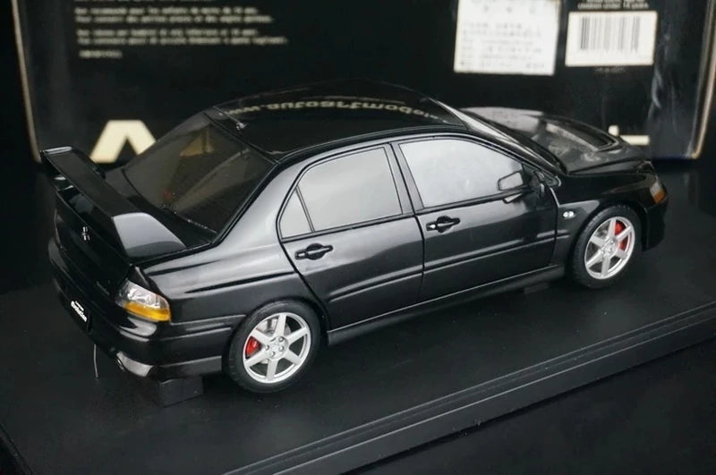 [AutoArt] 1:18 Mitsubishi 2003 Lancer Evolution VIII Black Model Car Die-Cast