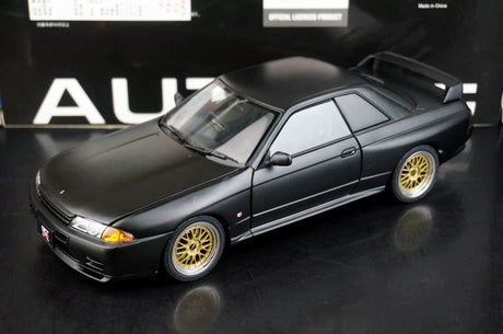 AutoArt Nissan 1989 Skyline GT-R R32 BBS Wheel Limited Matte Black 1:18 – Sammlerobjekt aus Druckguss
