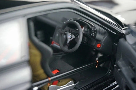 AutoArt Nissan 1989 Skyline GT-R R32 Plain Body Black 1:18 – Sammlerobjekt aus Druckguss