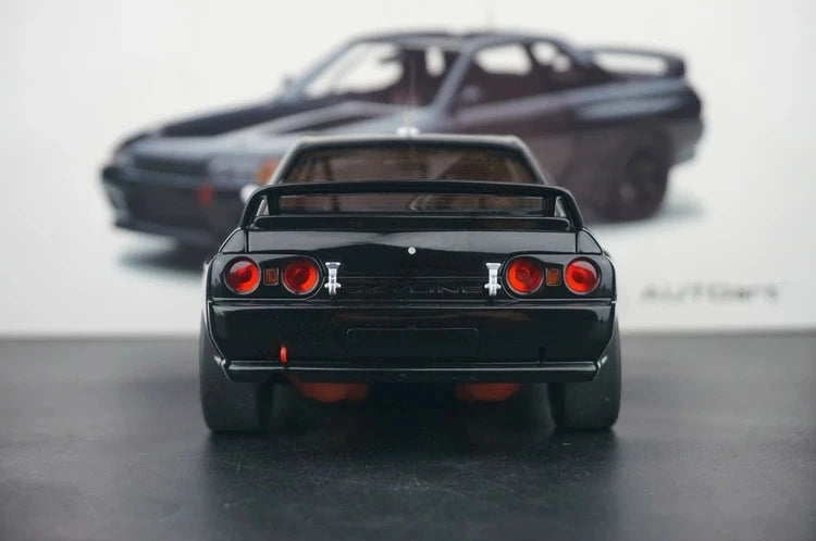 AutoArt Nissan 1989 Skyline GT-R R32 Body Single Black 1:18 – Modello da collezione pressofuso