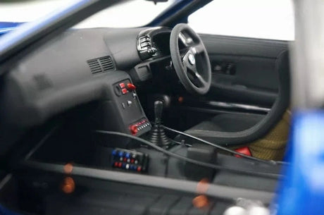 AutoArt Nissan 1989 Skyline GT-R R32 Plain Body Blue 1:18 – Sammelobjekt, Druckgussmodell, Druckguss