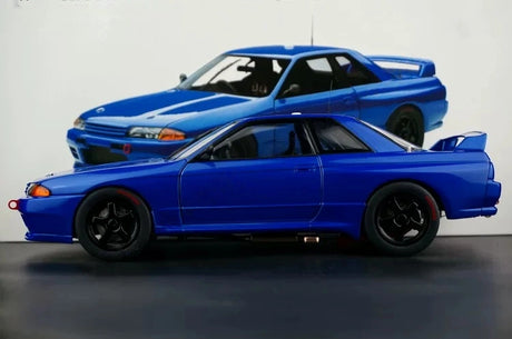 AutoArt Nissan 1989 Skyline GT-R R32 Plain Body Blue 1:18 – Sammelobjekt, Druckgussmodell, Druckguss