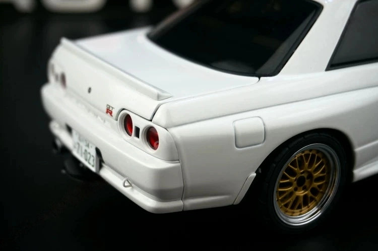 AutoArt Nissan 1991 Skyline GT-R R32 Wangan Midnight White 1:18 – Modello da collezione in pressofusione
