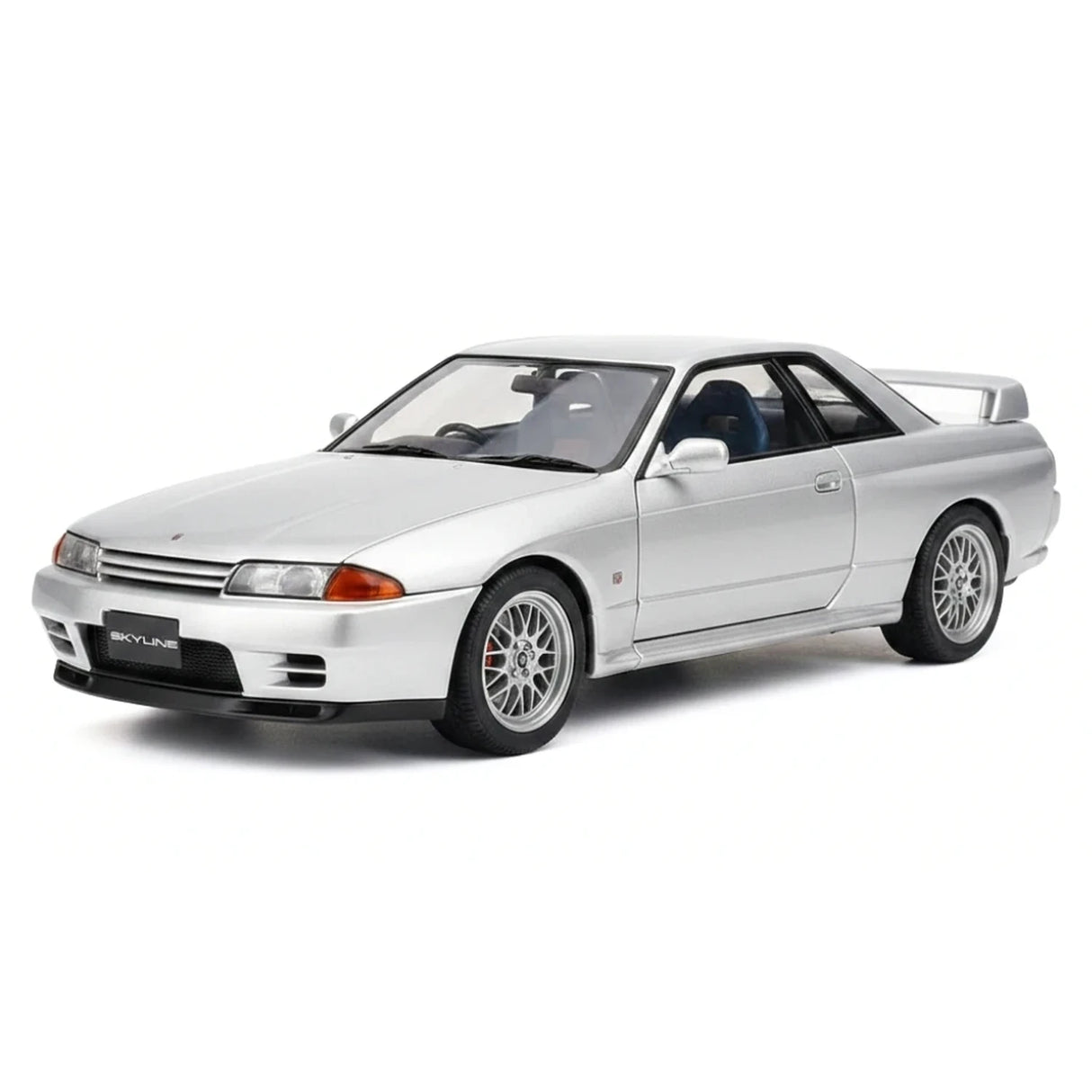 AutoArt Nissan 1994 Skyline GT-R R32 V-Spec II Silver 1:18 – نموذج معدني قابل للجمع مصبوب.