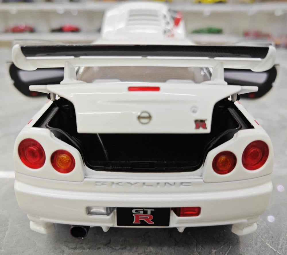 [AutoArt] 1:18 Nissan 1999 Skyline GT-R R34 R-tune White Model Car Die-Cast