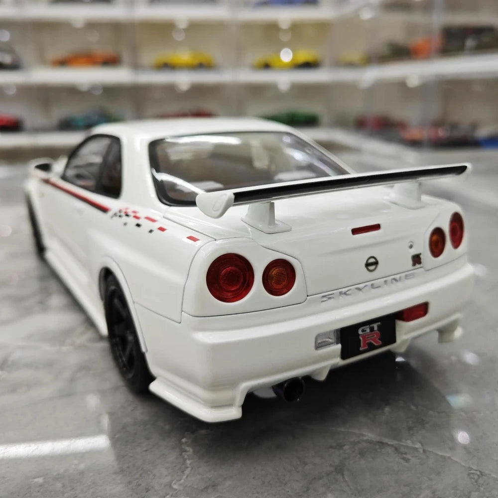 [AutoArt] 1:18 Nissan 1999 Skyline GT-R R34 R-tune White Model Car Die-Cast