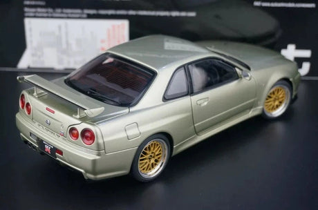 AutoArt Nissan 2000 Skyline GT-R R34 V-Spec II BBS Wheel Gold 1:18 – Sammelobjekt, Druckgussmodell, Druckguss