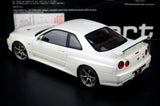 AutoArt Nissan 2000 Skyline GT-R R34 V-Spec II White 1:18 – نموذج معدني قابل للجمع مصبوب.