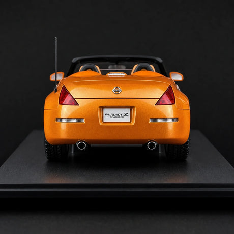 AutoArt Nissan 2003 Fairlady Z Roadster 350Z Orange 1:18 – Sammelobjekt aus Druckguss