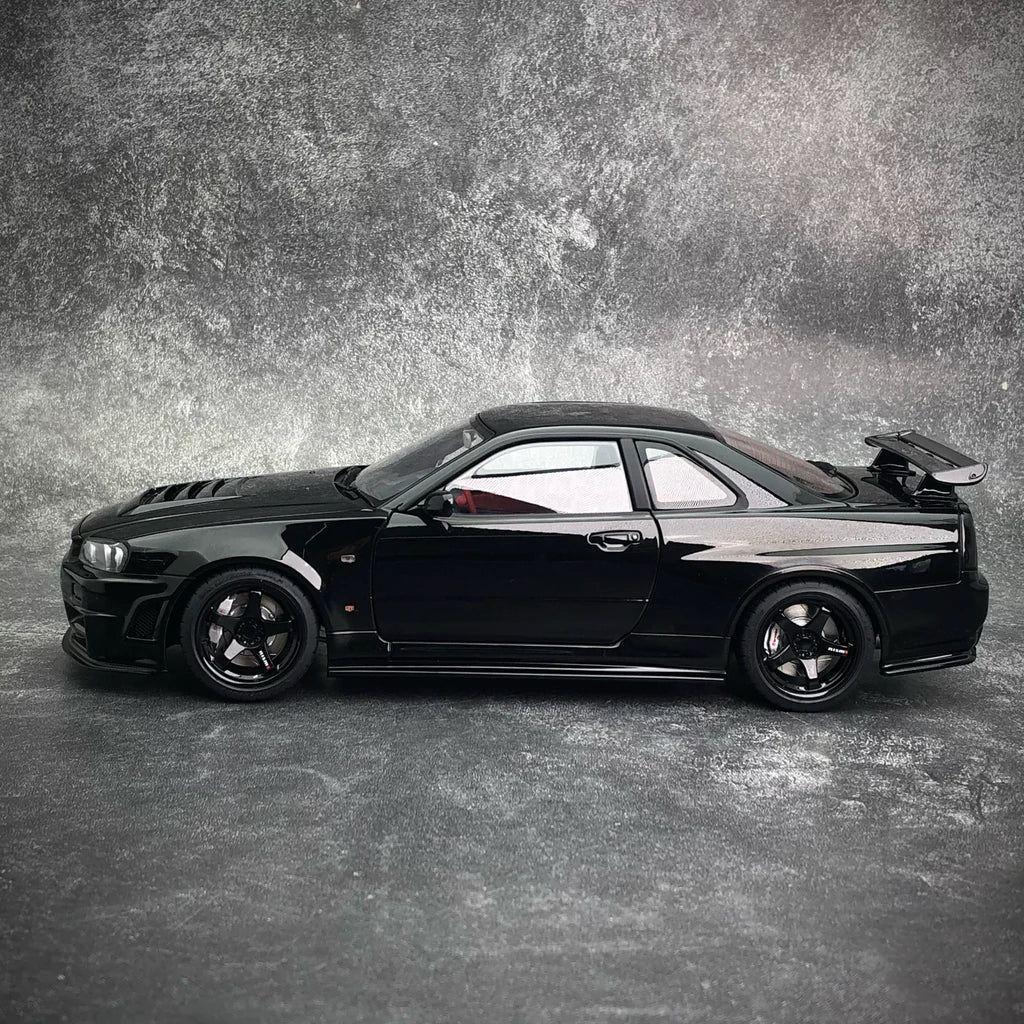 [AutoArt] 1:18 Nissan 2005 Skyline GT-R R34 NISMO Z-tune Black Model Car Die-Cast
