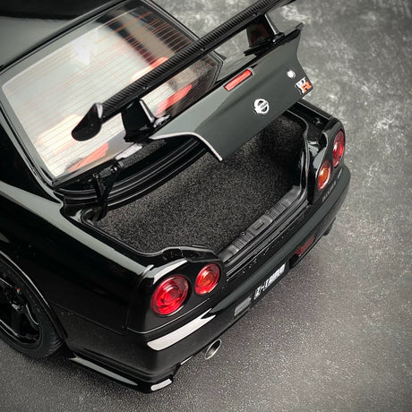 [AutoArt] 1:18 Nissan 2005 Skyline GT-R R34 NISMO Z-tune Black Model Car Die-Cast