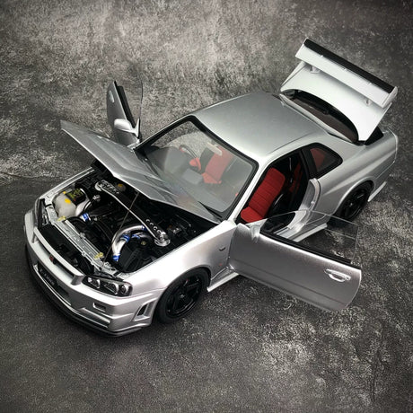 [AutoArt] 1:18 Nissan 2005 Skyline GT-R R34 NISMO Z-tune Silver Model Car Die-Cast