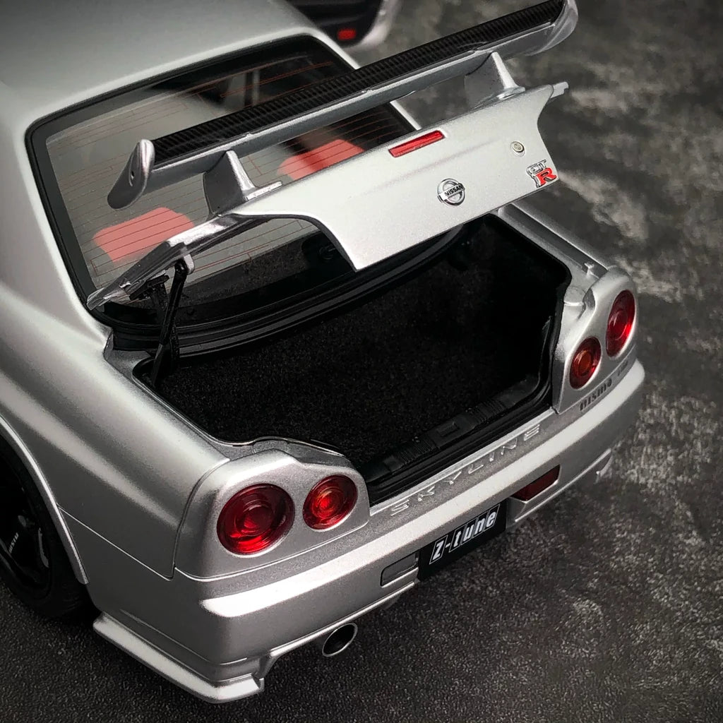 [AutoArt] 1:18 Nissan 2005 Skyline GT-R R34 NISMO Z-tune Silver Model Car Die-Cast