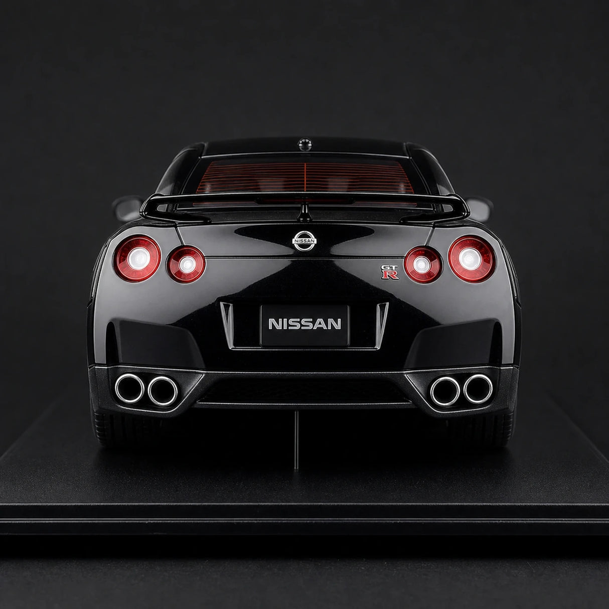 AutoArt Nissan 2009 GT-R R35 Black 1:18 – Collectible Diecast Model Die-Cast