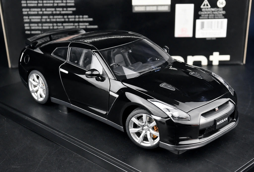 AutoArt Nissan 2009 GT-R R35 Black 1:18 – Collectible Diecast Model Die-Cast