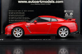 AutoArt Nissan 2009 GT-R R35 ريد 1:18 – نموذج معدني قابل للجمع مصبوب.