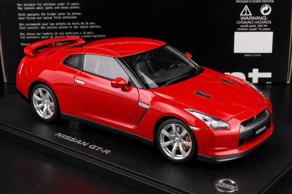 AutoArt Nissan 2009 GT-R R35 ريد 1:18 – نموذج معدني قابل للجمع مصبوب.
