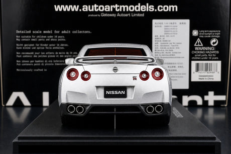 AutoArt Nissan 2009 GT-R R35 Silber 1:18 – Sammelobjekte aus Druckguss