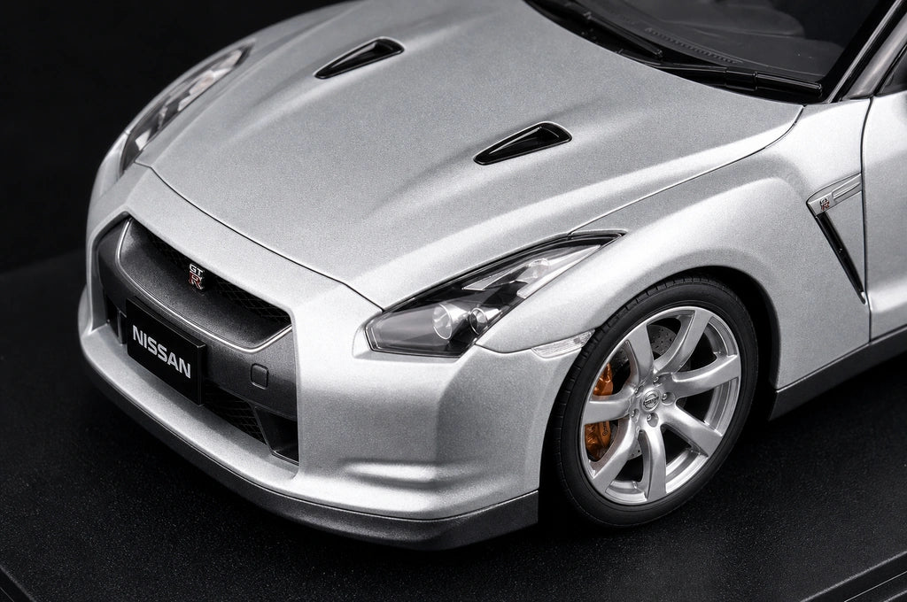 AutoArt Nissan 2009 GT-R R35 Silver 1:18 – Modello Pressofuso da collezione