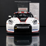 Nissan 2010 GT-R R35 FIA GT1 #23 1:18 modello da collezione in metallo pressofuso di AutoArt - vista 1