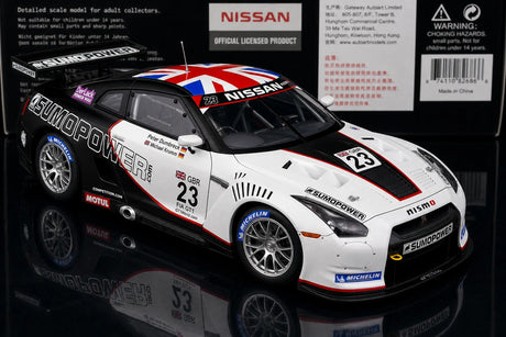 Nissan 2010 GT-R R35 FIA GT1 #23 1:18 Sammlermodell aus Druckguss von AutoArt – siehe 7