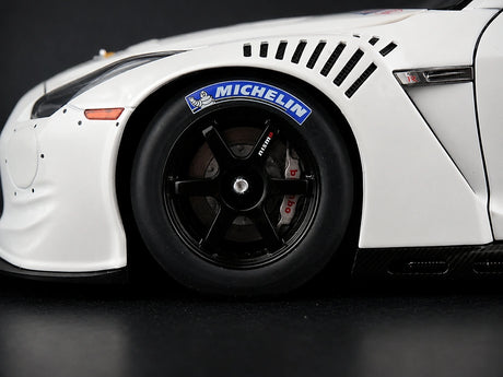 AutoArt Nissan 2010 GT-R R35 GT1 Off White 1:18 – Sammelobjekt aus Druckguss