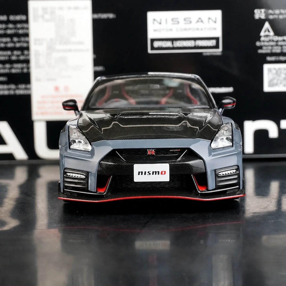 AutoArt Nissan 2017 GT-R R35 Nismo Gray 1:18 – Modello da collezione pressofuso