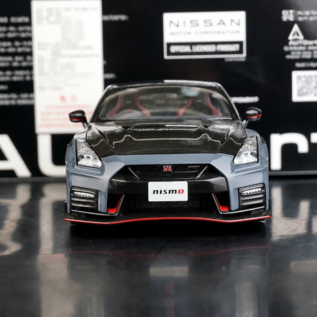 AutoArt Nissan 2017 GT-R R35 Nismo Gray 1:18 – Sammelobjekt aus Druckguss