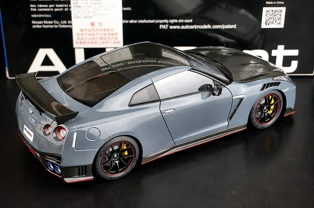 AutoArt Nissan 2017 GT-R R35 Nismo Gray 1:18 – Modello da collezione pressofuso