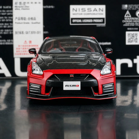 AutoArt Nissan 2017 GT-R R35 Nismo Red 1:18 – Sammelobjekte aus Druckguss