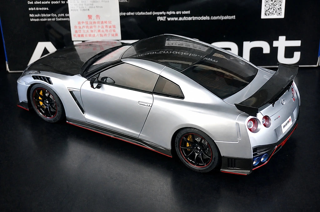 AutoArt Nissan 2017 GT-R R35 Nismo Silver 1:18 – Modello da collezione pressofuso