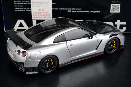 AutoArt Nissan 2017 GT-R R35 Nismo Silberne 1:18 – Sammelobjekte aus Druckguss