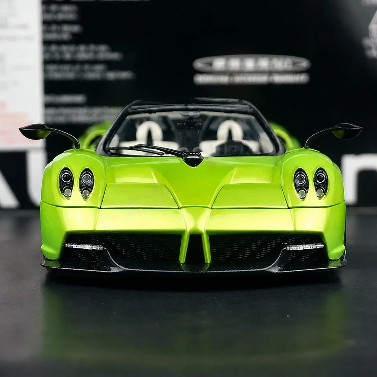 AutoArt Pagani 2017 Huayra Roadster Green 1:18 – Collectible Diecast Model Die-Cast