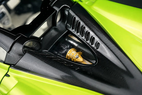 AutoArt Pagani 2017 Huayra Roadster جرين 1:18 – نموذج معدني قابل للجمع