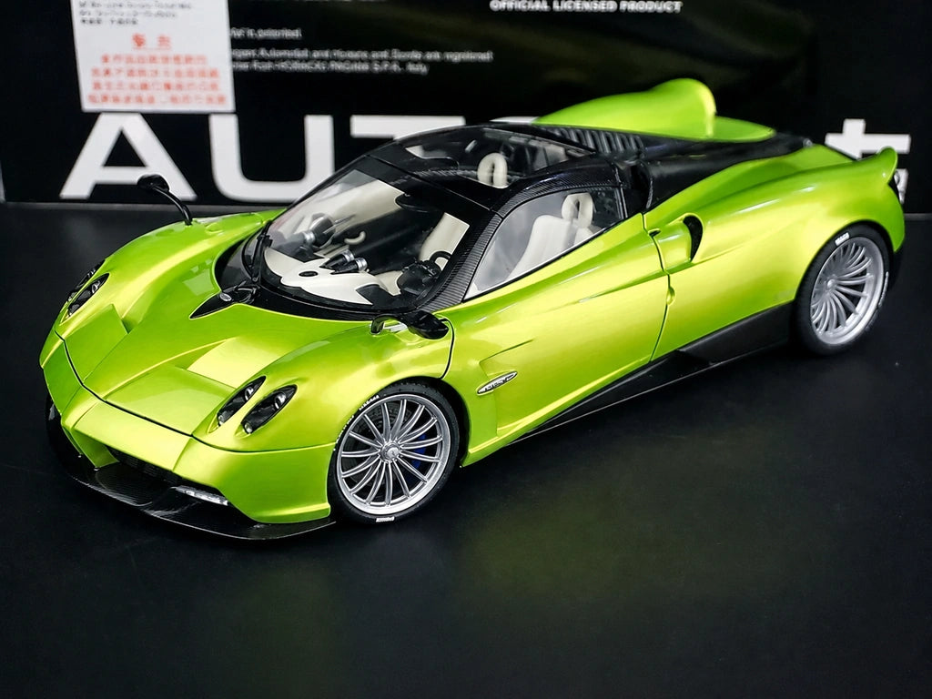 AutoArt Pagani 2017 Huayra Roadster Green 1:18 – Collectible Diecast Model Die-Cast