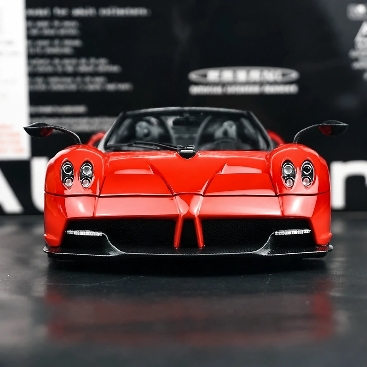 AutoArt Pagani 2017 Huayra Roadster Red 1:18 – Modello da collezione in metallo pressofuso