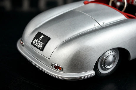 [AutoArt] 1:18 Porsche 1948 356 Nr.1 Roadster Auto Modello Argento in Pressofuso