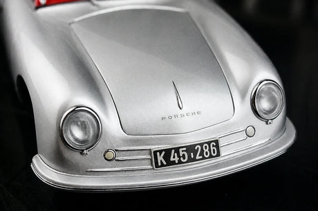 [AutoArt] 1:18 Porsche 1948 356 Nr.1 Roadster Auto Modello Argento in Pressofuso