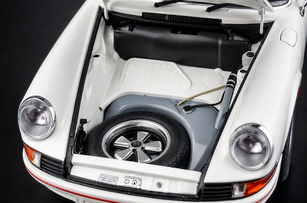 [AutoArt] 1:18 Porsche 1973 911 Carrera RS Modello bianco 2.7 Auto in Metallo Pressofuso