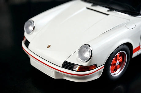 [AutoArt] 1:18 Porsche 1973 911 Carrera RS Modello bianco 2.7 Auto in Metallo Pressofuso